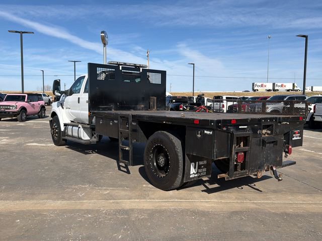 Used 2021 Ford F750 2WD Crew Cab Super Duty image 5