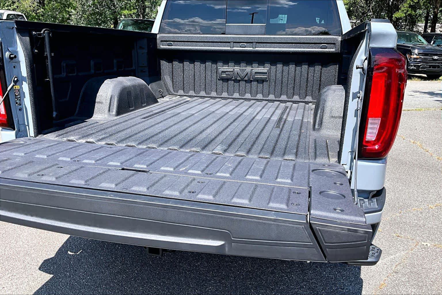 Used 2025 GMC Sierra 1500 Denali AWD/4WD image 33