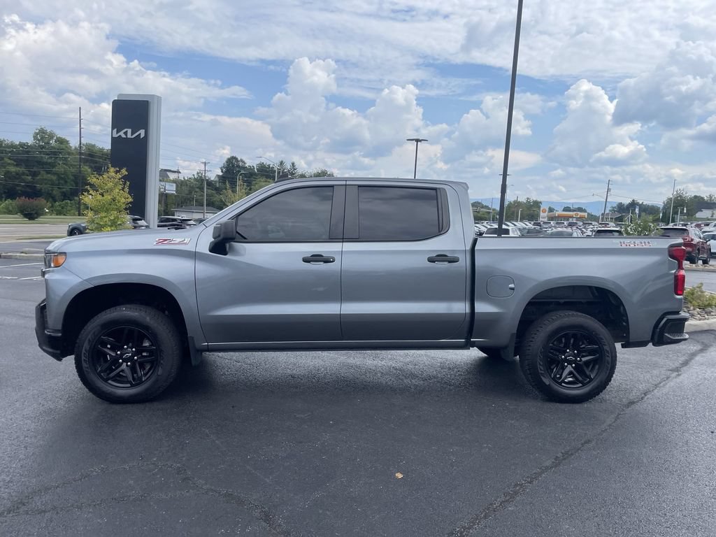 Used 2019 Chevrolet Silverado 1500 Custom Trail Boss w/ Custom Convenience Package AWD/4WD image 3