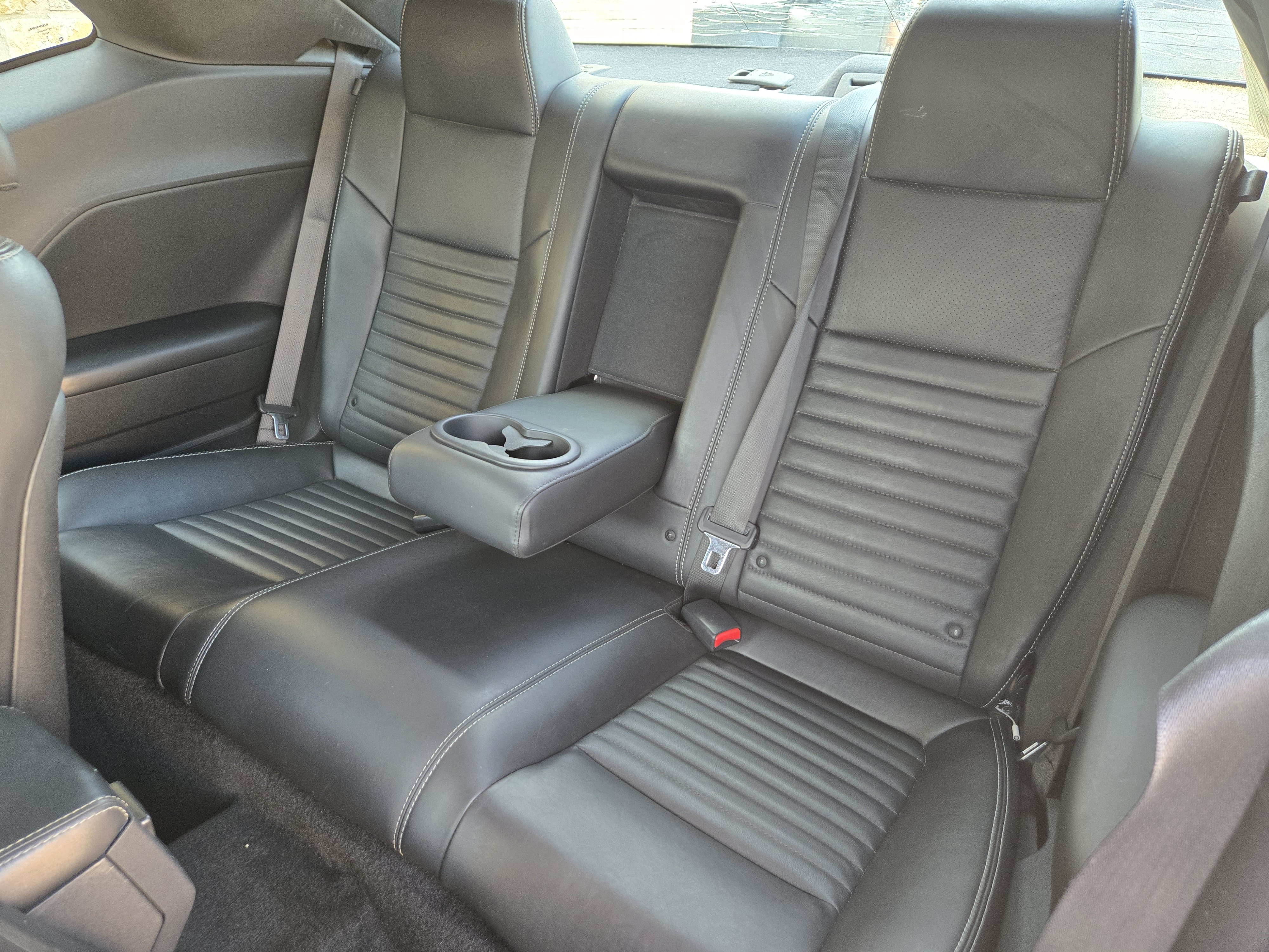Used 2012 Dodge Challenger R/T Plus RWD image 6