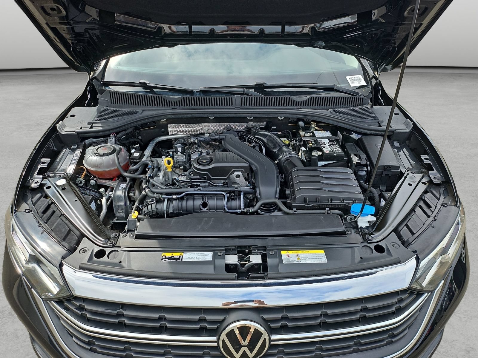Used 2024 Volkswagen Jetta SE FWD image 36