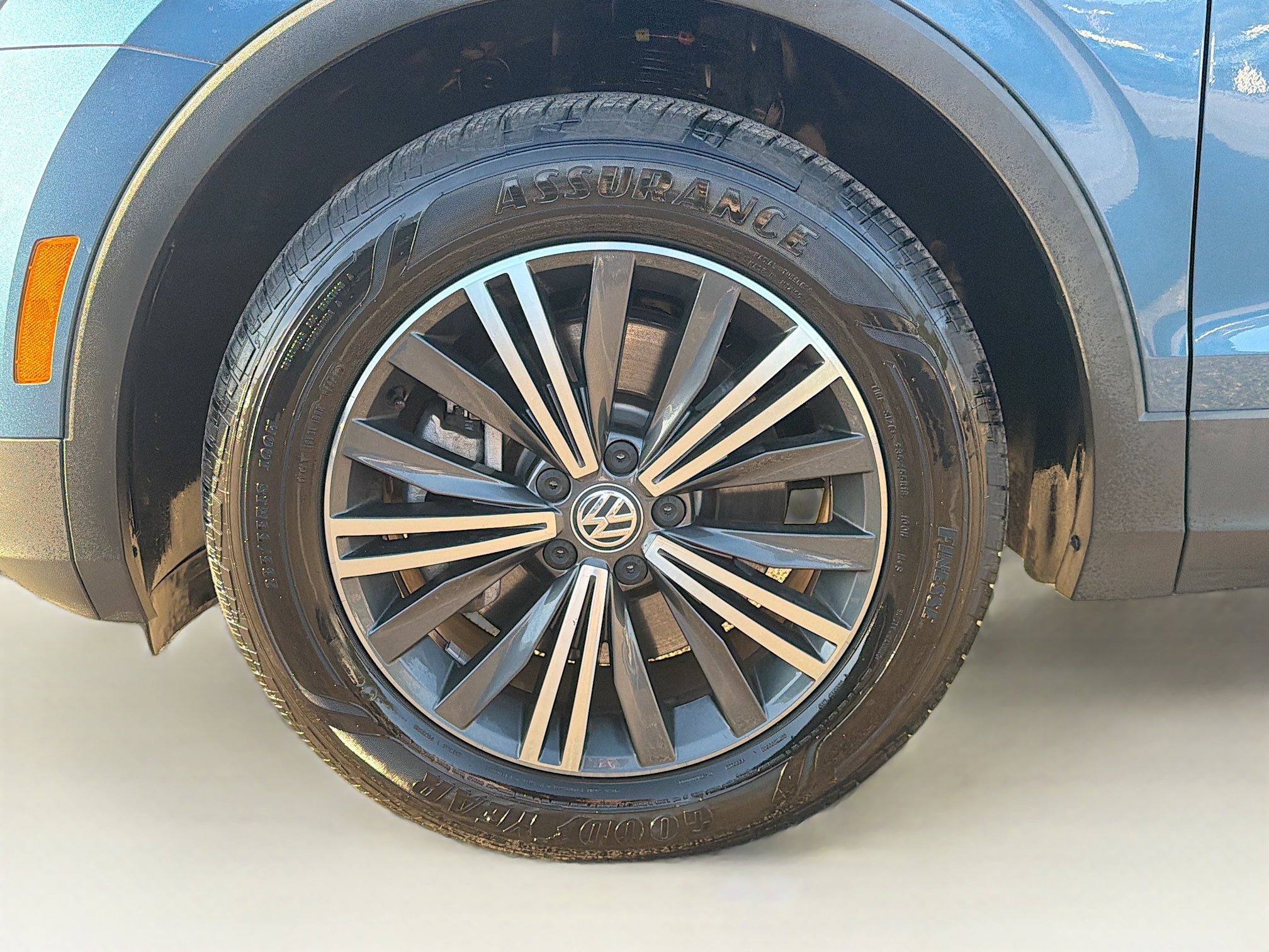 Used 2019 Volkswagen Tiguan SE image 42