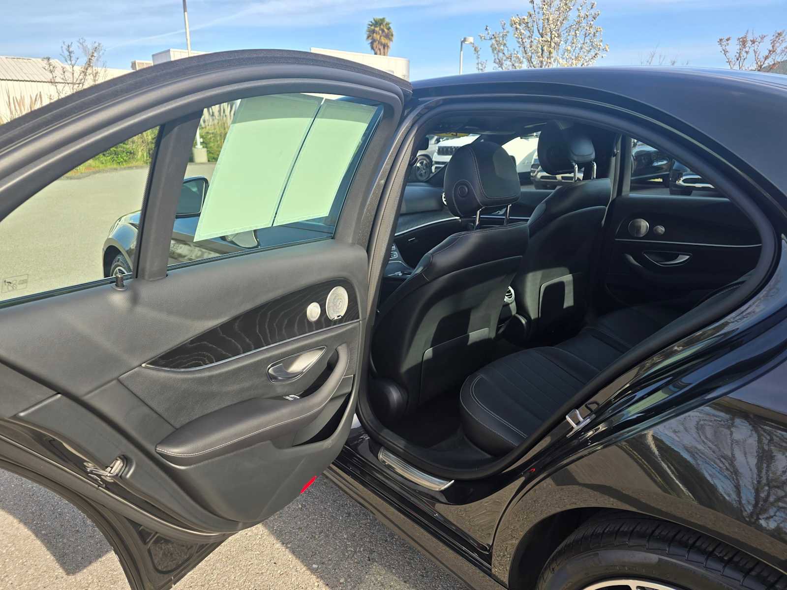 Used 2023 Mercedes-Benz E 450 4MATIC Sedan image 17