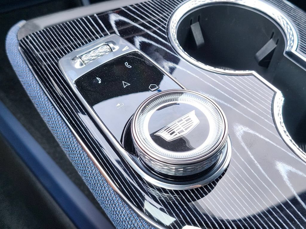 New 2026 Cadillac Optiq Sport 2 AWD/4WD image 22