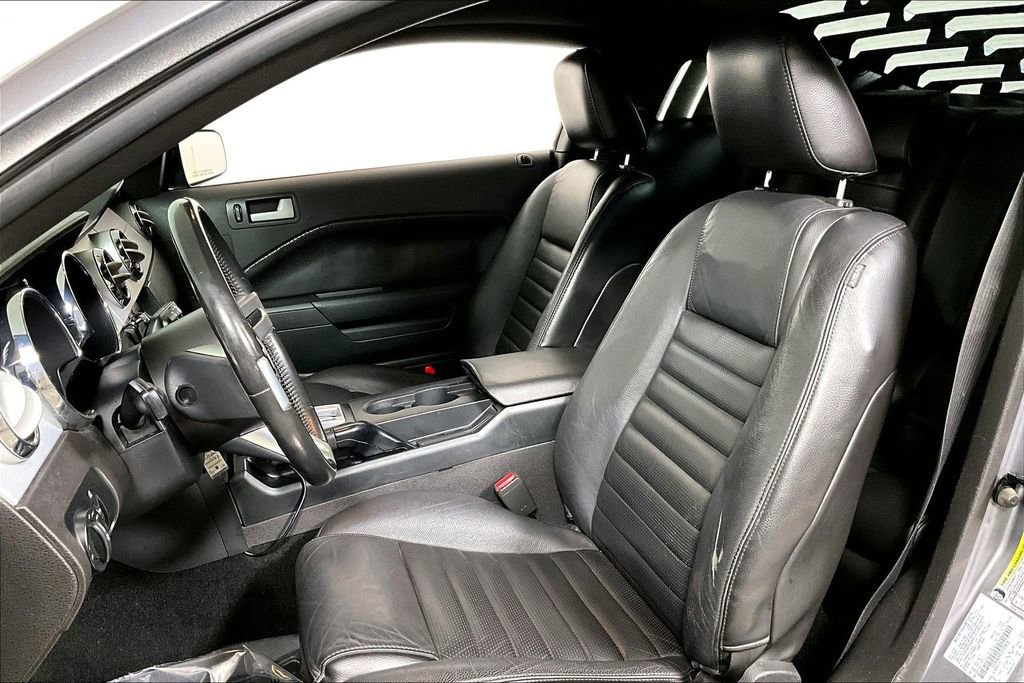 Used 2007 Ford Mustang GT Premium image 25