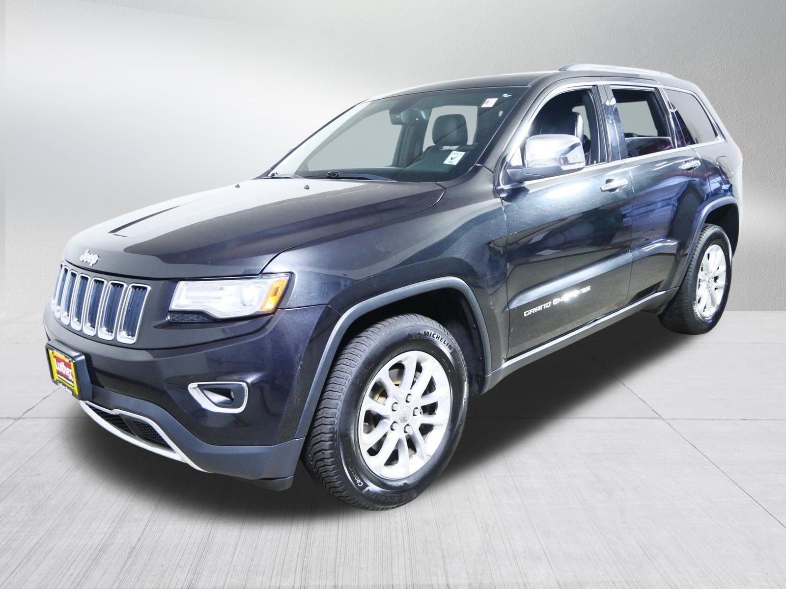 Used 2014 Jeep Grand Cherokee Limited w/ Luxury Group II AWD/4WD image 3