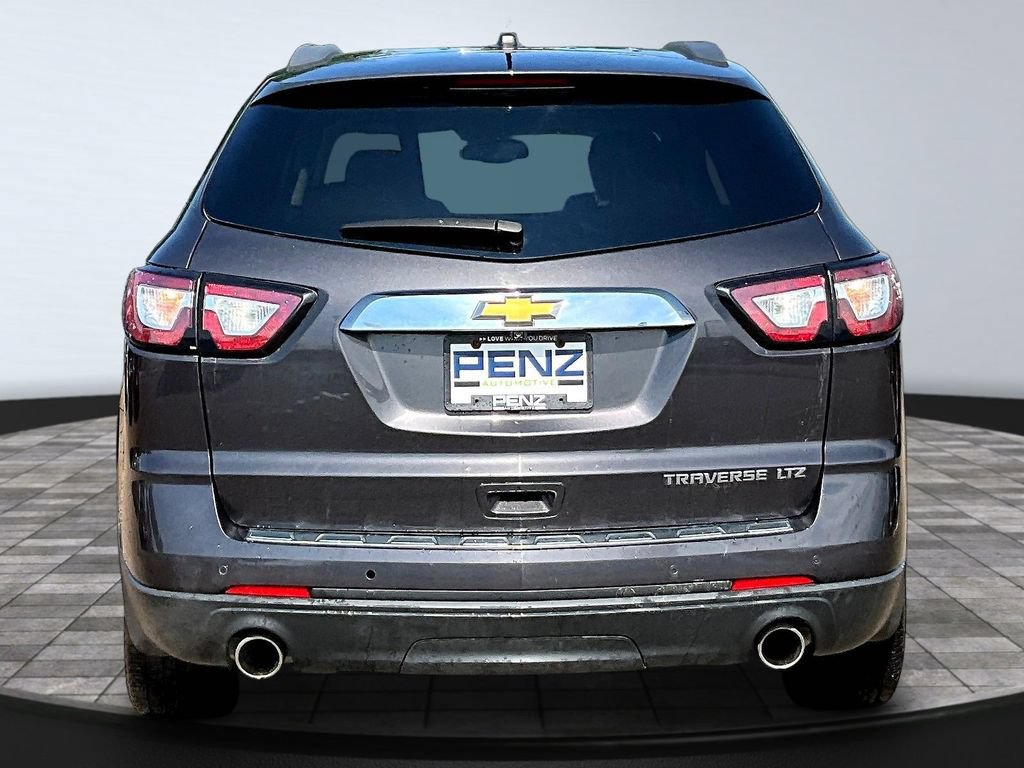 Used 2013 Chevrolet Traverse LTZ FWD image 6