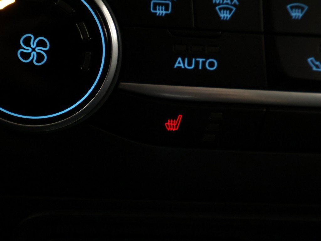 Used 2022 Ford EcoSport SE image 44