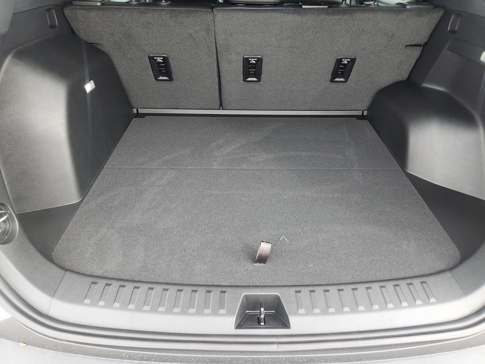 New 2026 Chevrolet Equinox RS w/ Convenience Package III FWD image 26