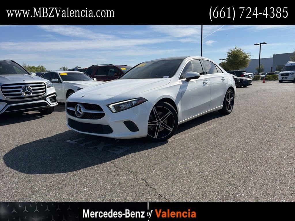 Used 2022 Mercedes-Benz A 220 image 1