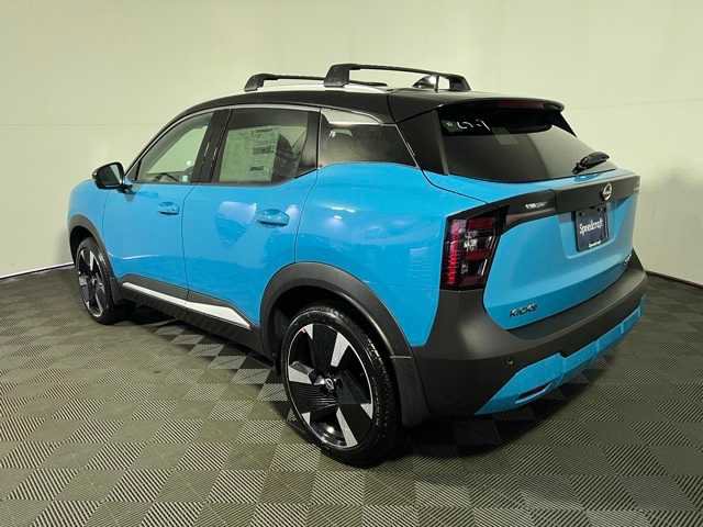 New 2026 Nissan Kicks SR w/ SR Premium Package image 5