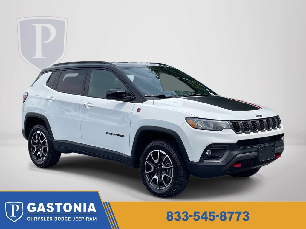 Certified 2025 Jeep Compass Trailhawk AWD/4WD image 1