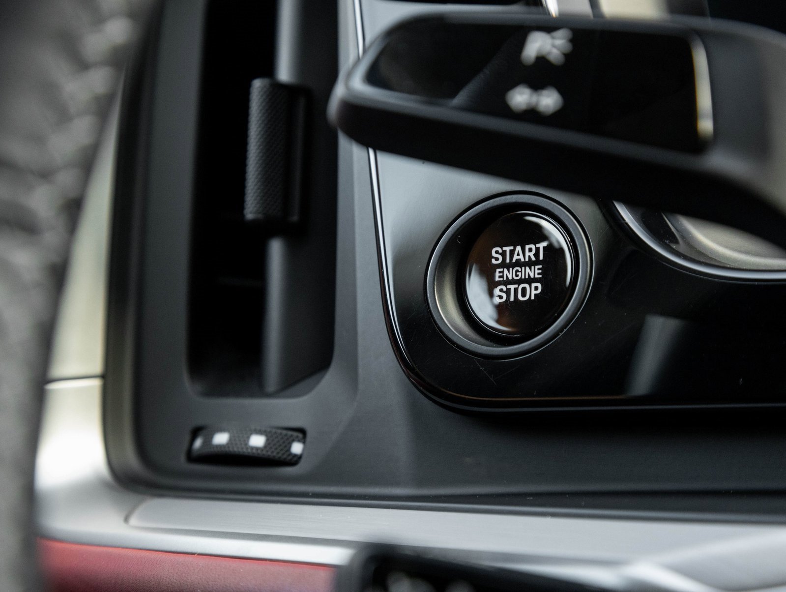 Certified 2024 Porsche Cayenne Turbo GT image 17