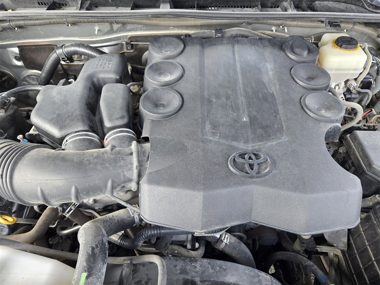 Used 2014 Toyota 4Runner Limited image 30