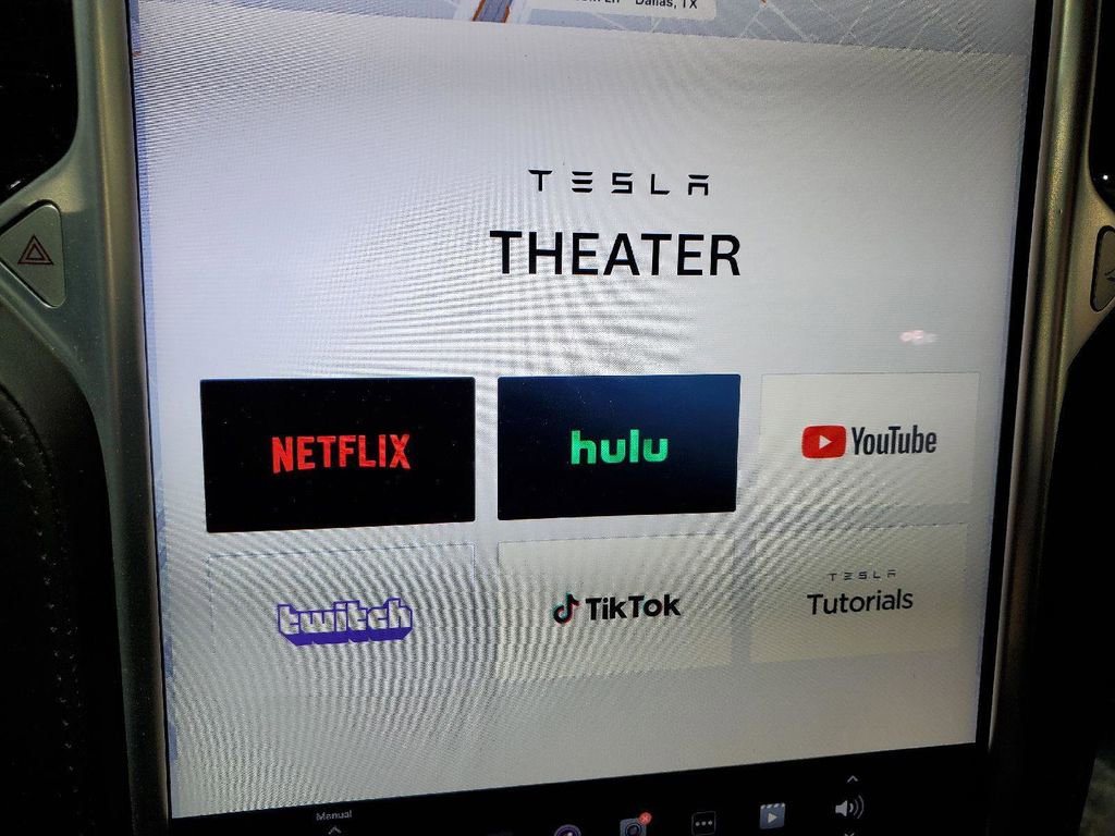 Used 2017 Tesla Model S 75D image 30