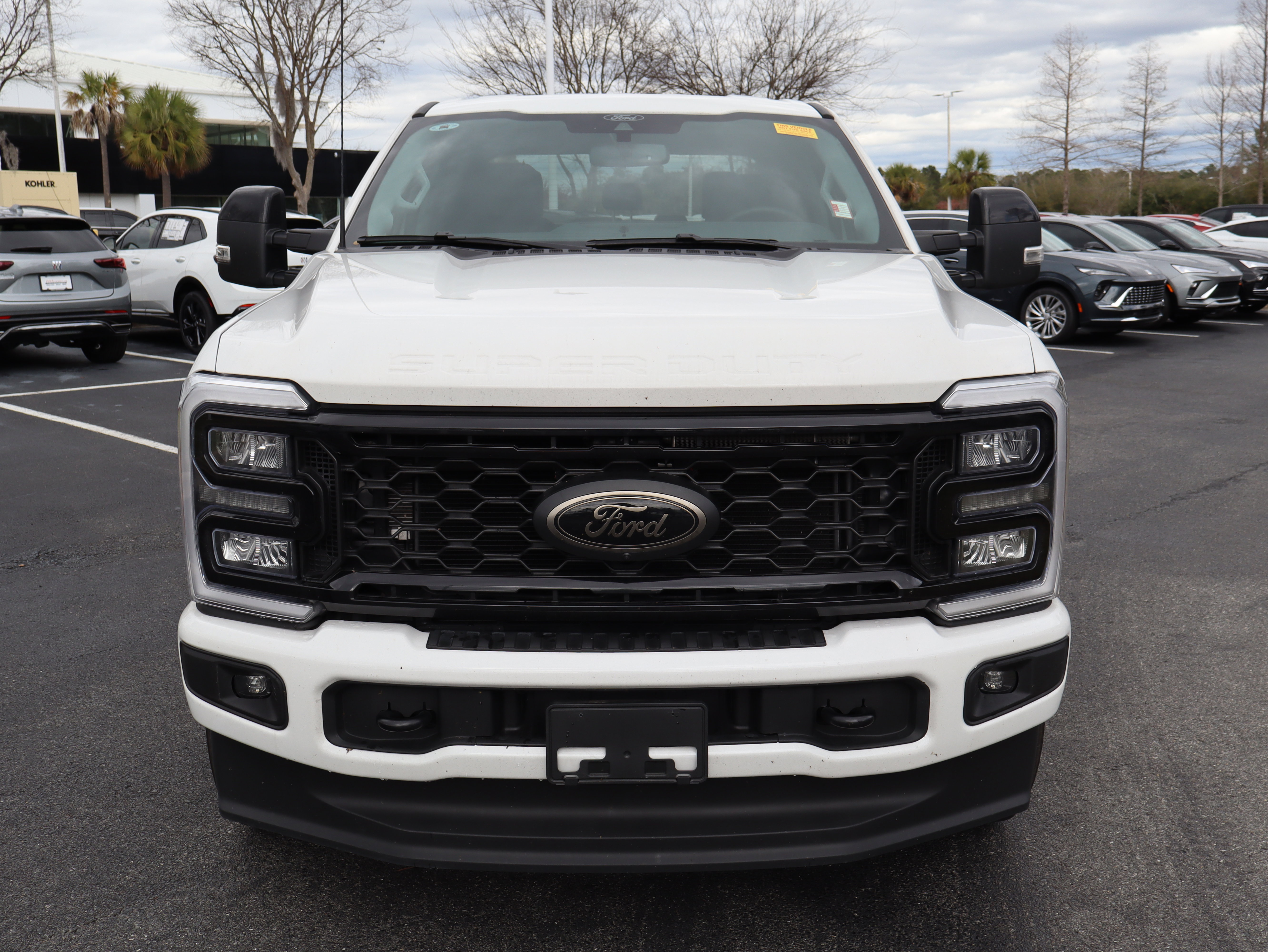 Used 2025 Ford F350 Lariat w/ Black Appearance Package image 12
