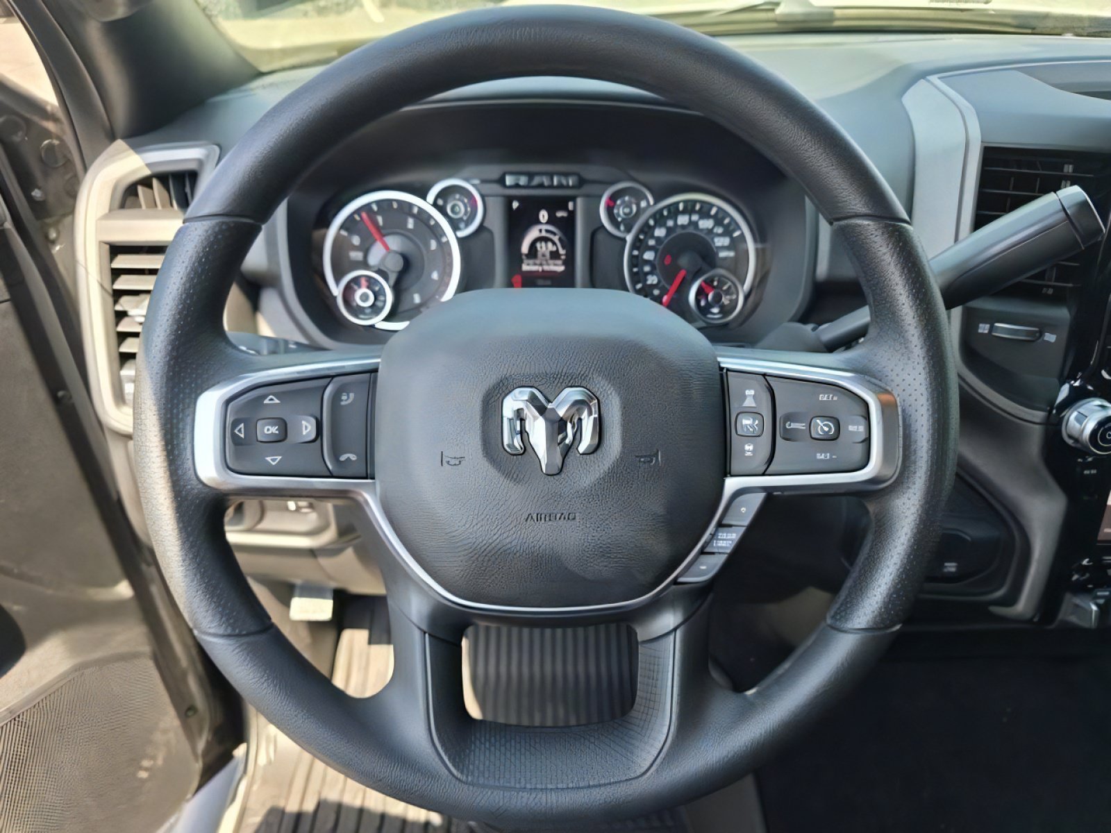 New 2026 RAM 2500 Tradesman AWD/4WD image 29
