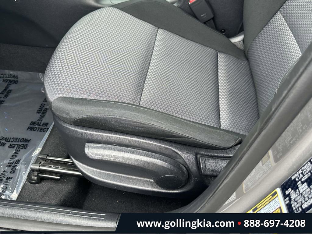 Certified 2023 Kia Soul LX w/ LX Technology Package image 15