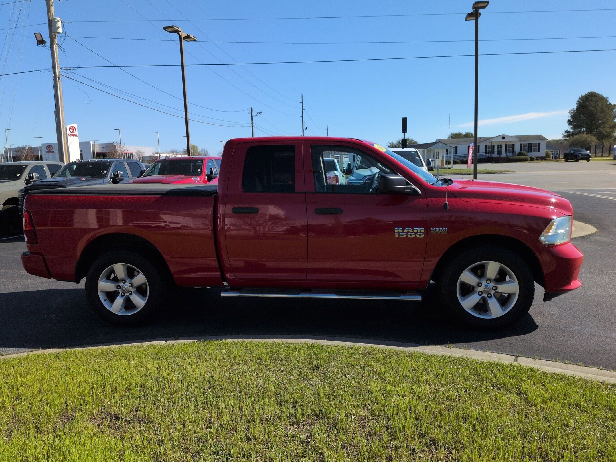 Used 2014 RAM 1500 Express image 4