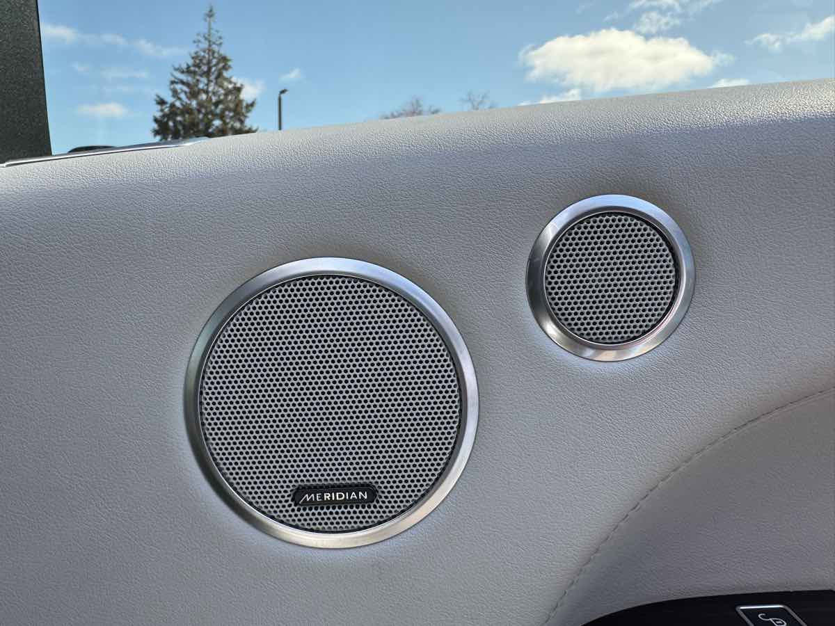 Used 2017 Land Rover Range Rover Supercharged image 47