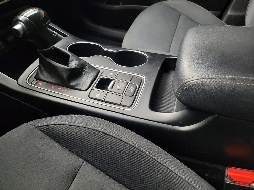 Used 2018 Kia Sorento LX image 26