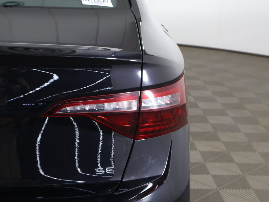 Used 2024 Volkswagen Jetta SE image 16