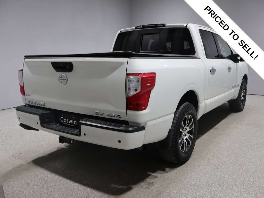 Used 2020 Nissan Titan SV w/ SV Convenience Package AWD/4WD image 2