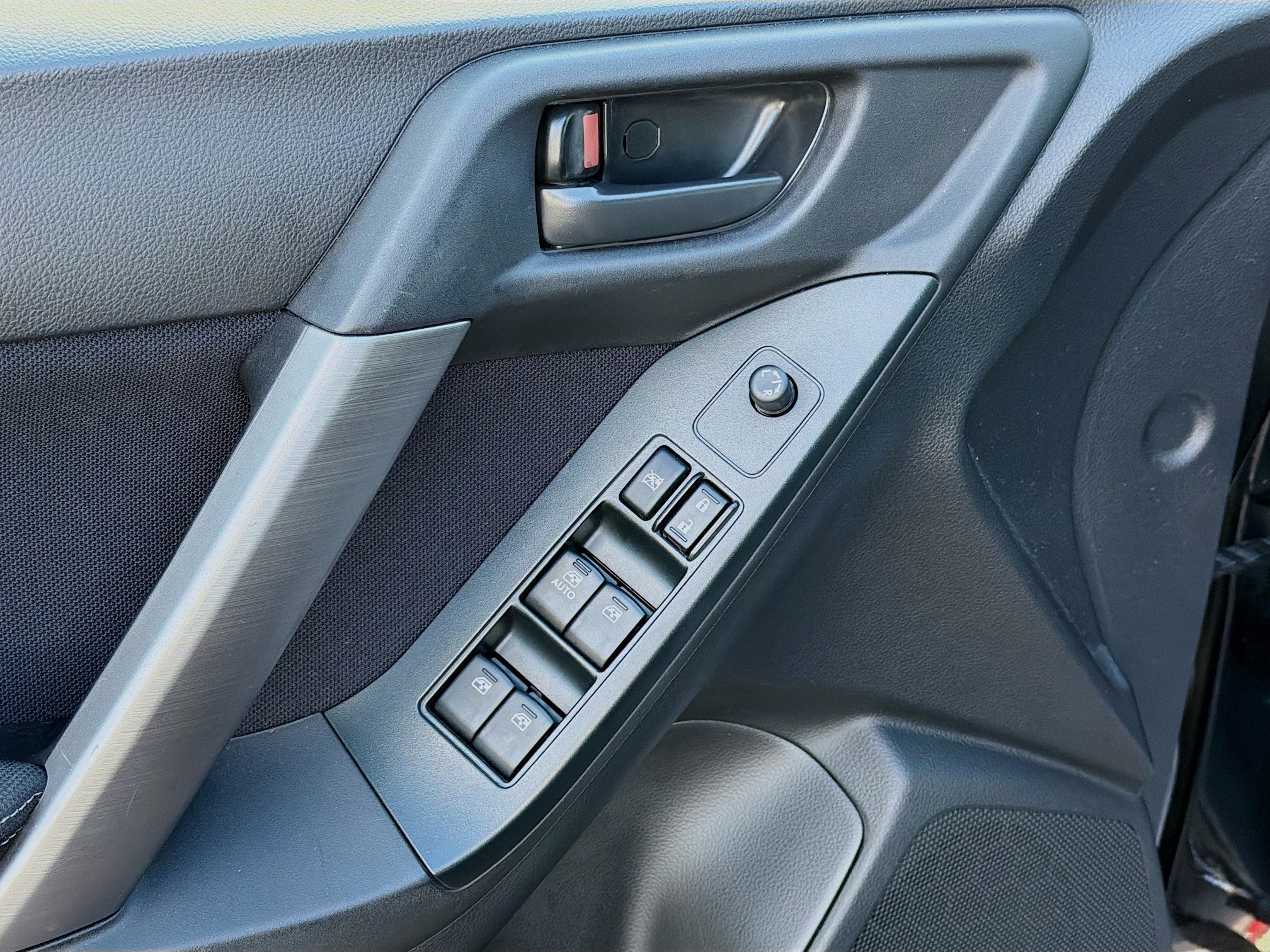 Used 2015 Subaru Forester 2.5i Premium w/ Popular Package #2 image 21