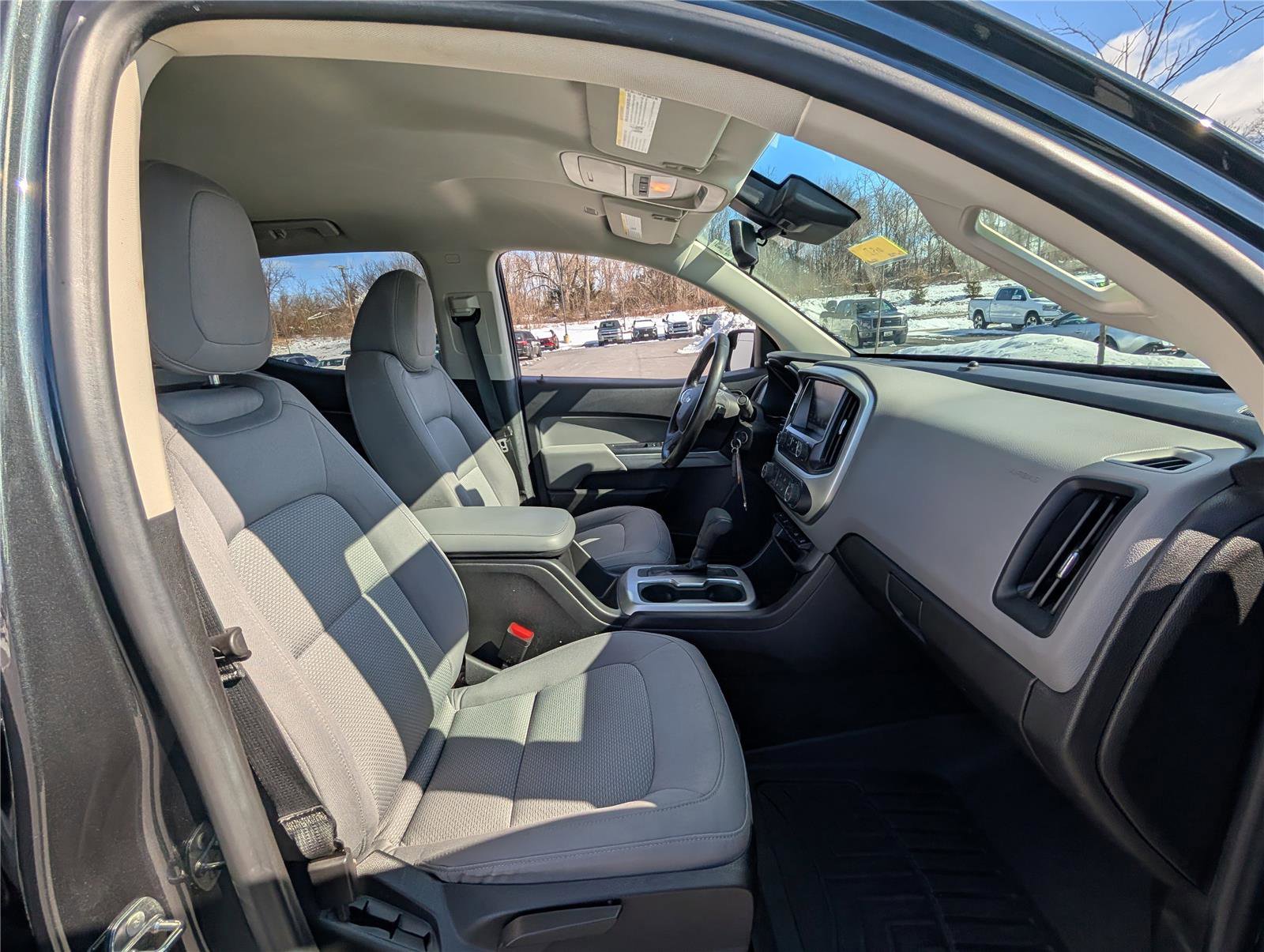 Used 2018 Chevrolet Colorado LT w/ LT Convenience Package image 7