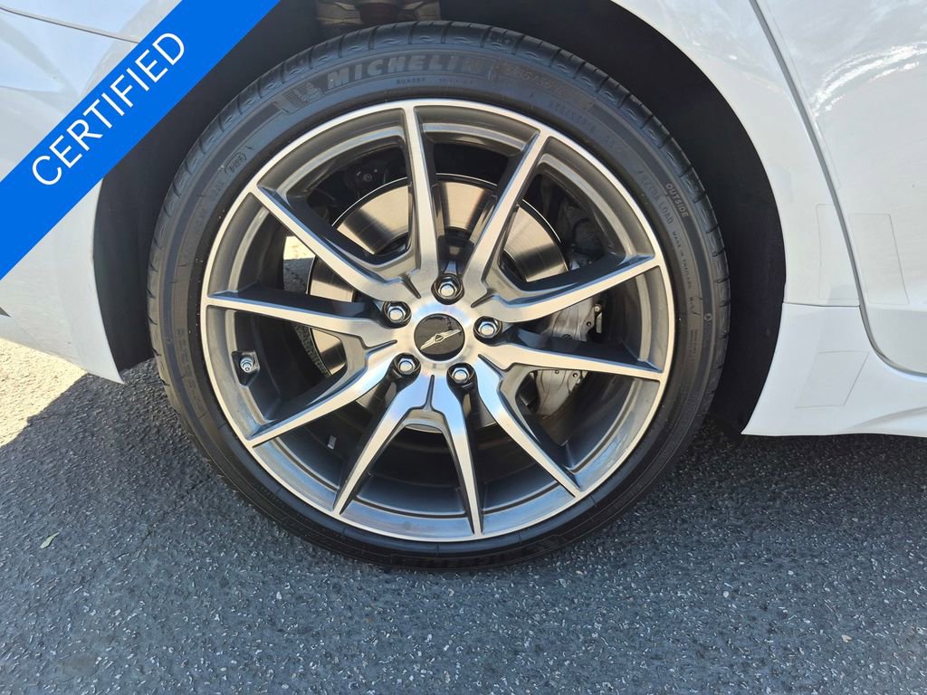 Used 2026 Genesis G70 2.5T Prestige image 9