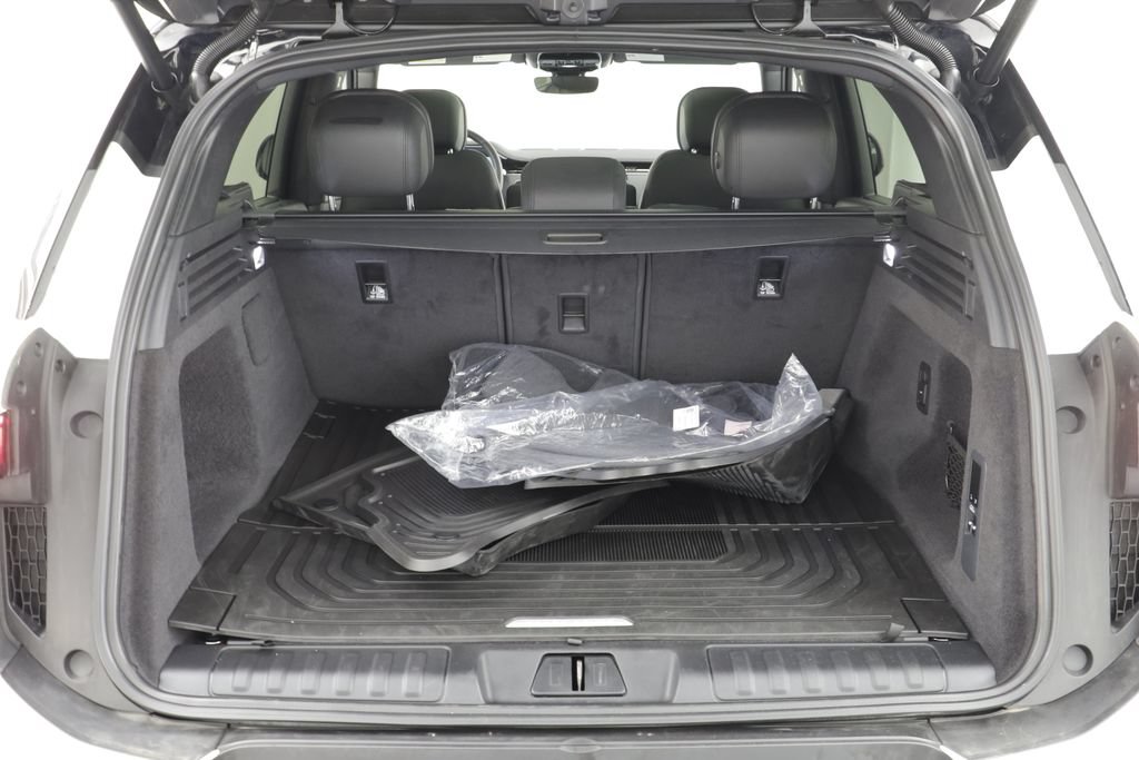 Certified 2025 Land Rover Range Rover Sport SE AWD/4WD image 18