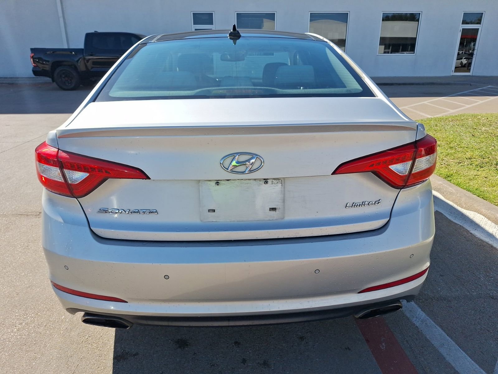 Used 2016 Hyundai Sonata Limited w/ Option Group 05 image 5