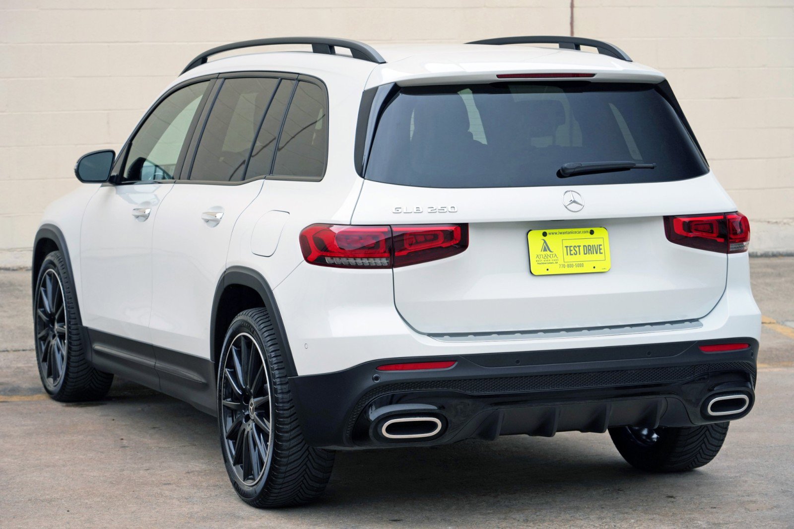 Used 2021 Mercedes-Benz GLB 250 w/ AMG Line image 49