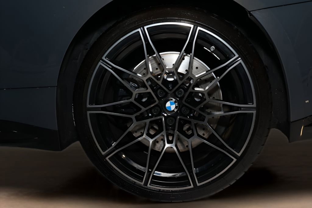 Used 2025 BMW M4 Coupe w/ Executive Package RWD image 28