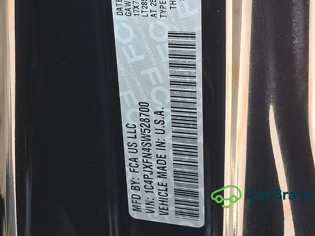 Used 2025 Jeep Wrangler Unlimited Rubicon AWD/4WD image 29