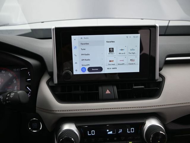 Used 2025 Toyota RAV4 XLE image 9