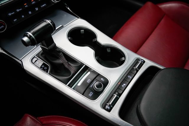 Used 2020 Kia Stinger GT1 RWD image 31