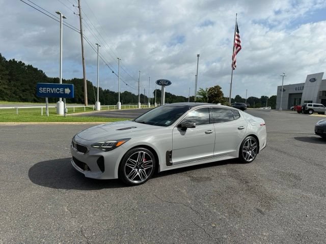 Used 2022 Kia Stinger GT1 w/ Red Interior Color Package RWD image 3