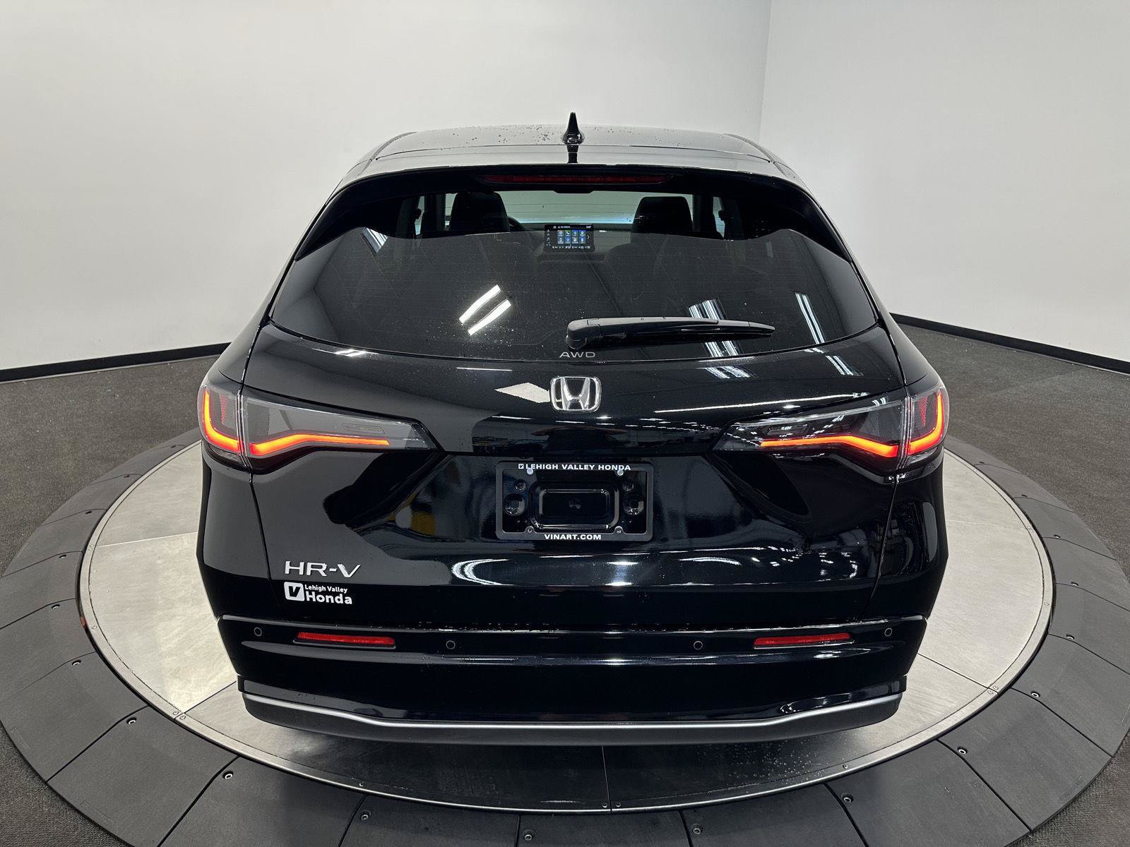 Certified 2024 Honda HR-V EX-L image 6