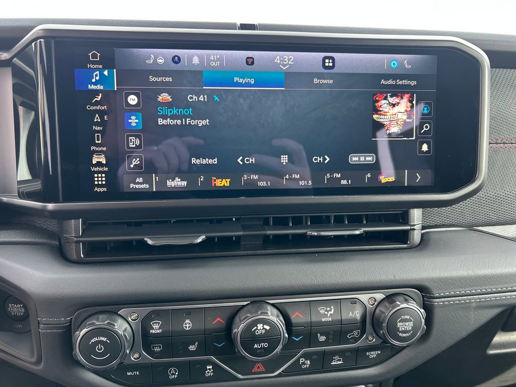 New 2026 Jeep Wrangler Unlimited Rubicon w/ Safety Group AWD/4WD image 27