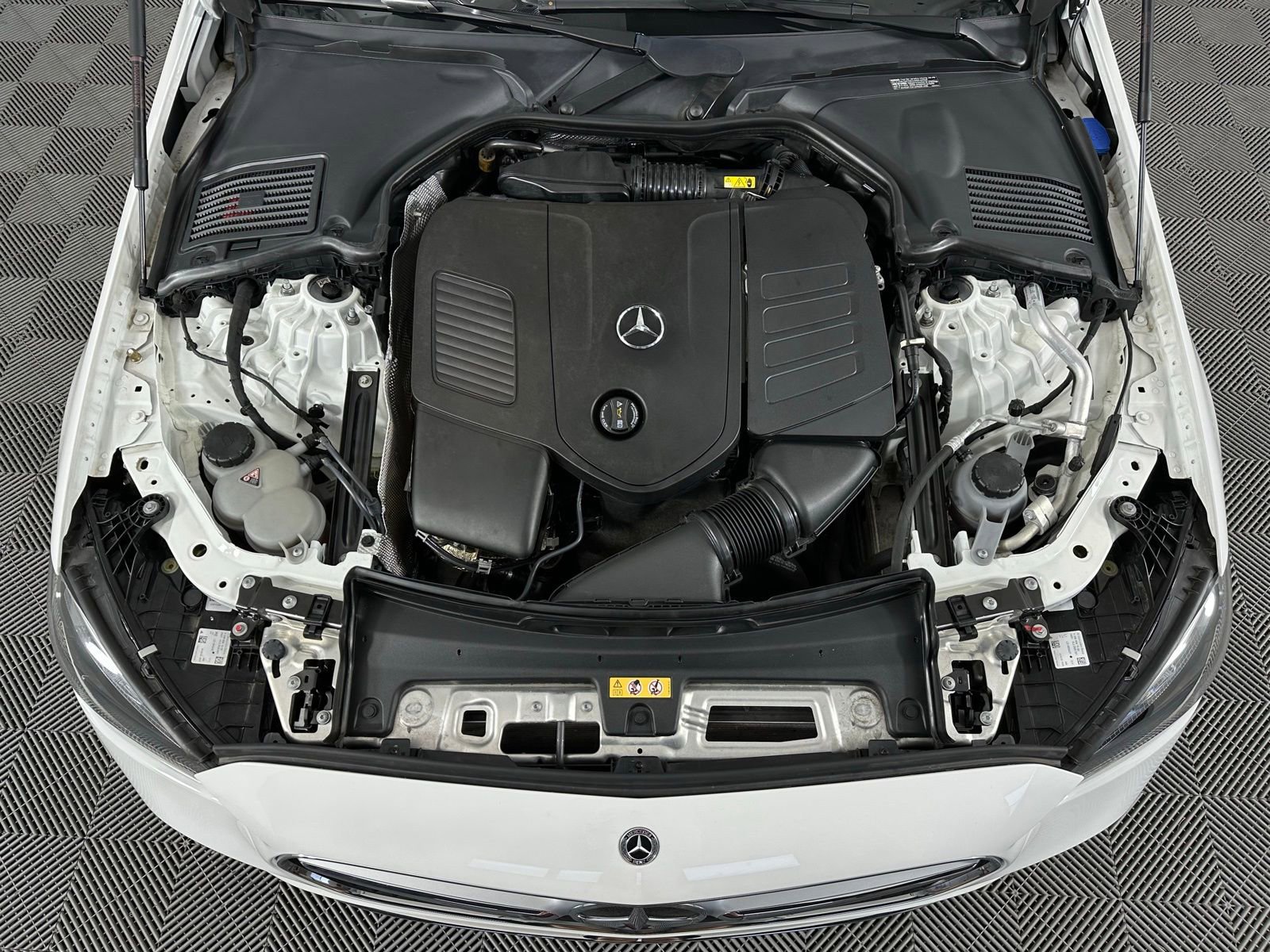 Used 2023 Mercedes-Benz C 300 4MATIC Sedan image 22