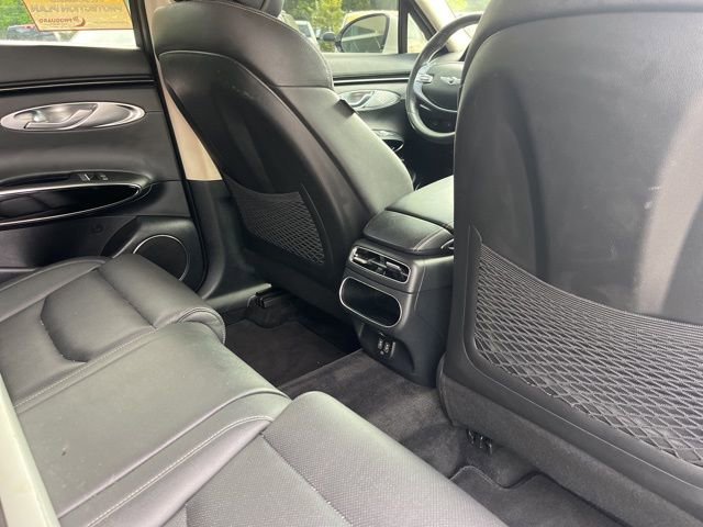 Used 2025 Genesis GV70 2.5T AWD/4WD image 9