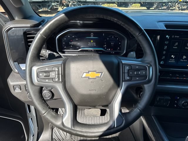Used 2025 Chevrolet Silverado 1500 LTZ AWD/4WD image 16