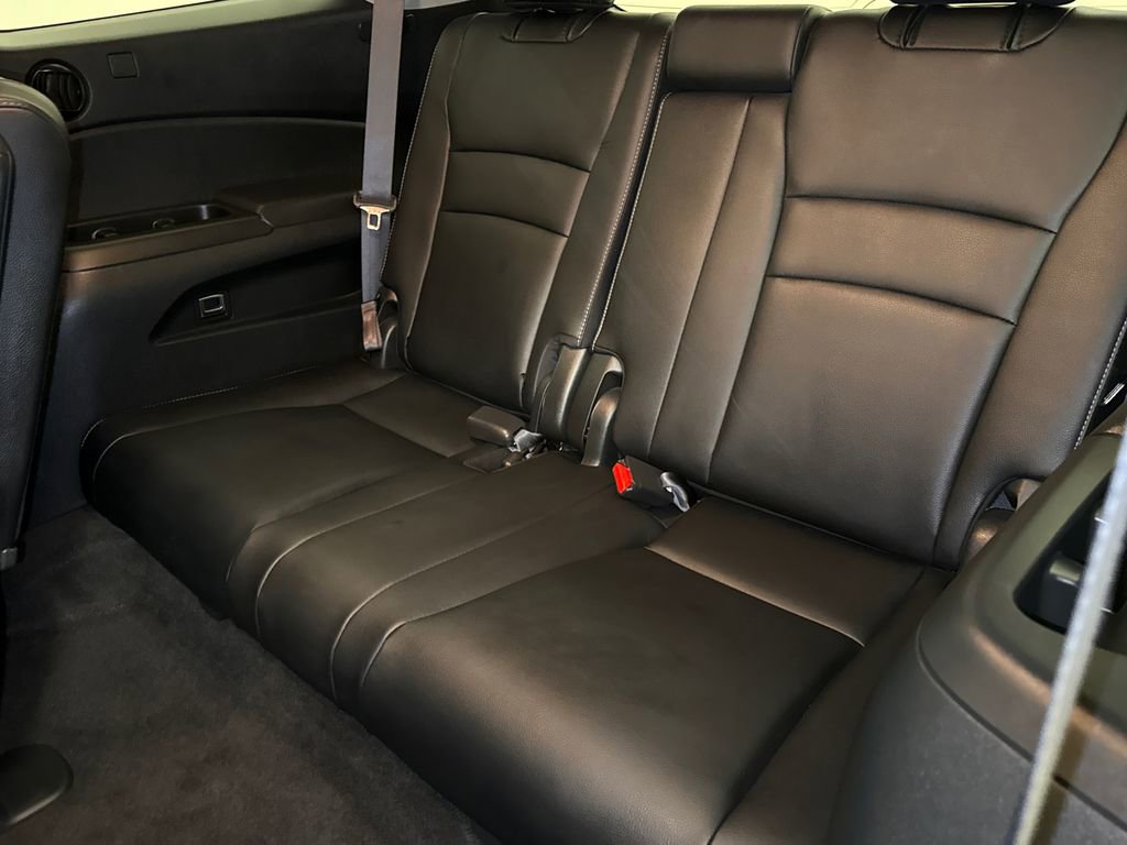 Certified 2022 Honda Pilot Touring image 17
