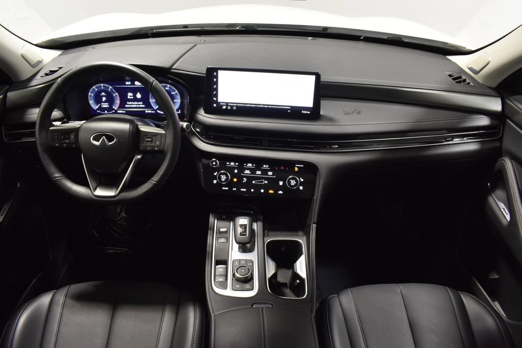 Certified 2026 INFINITI QX60 Luxe w/ Family Package AWD/4WD image 16