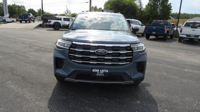 Used 2025 Ford Explorer Active image 11