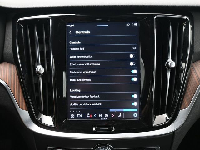 Used 2023 Volvo S60 B5 Plus w/ Climate Package image 16