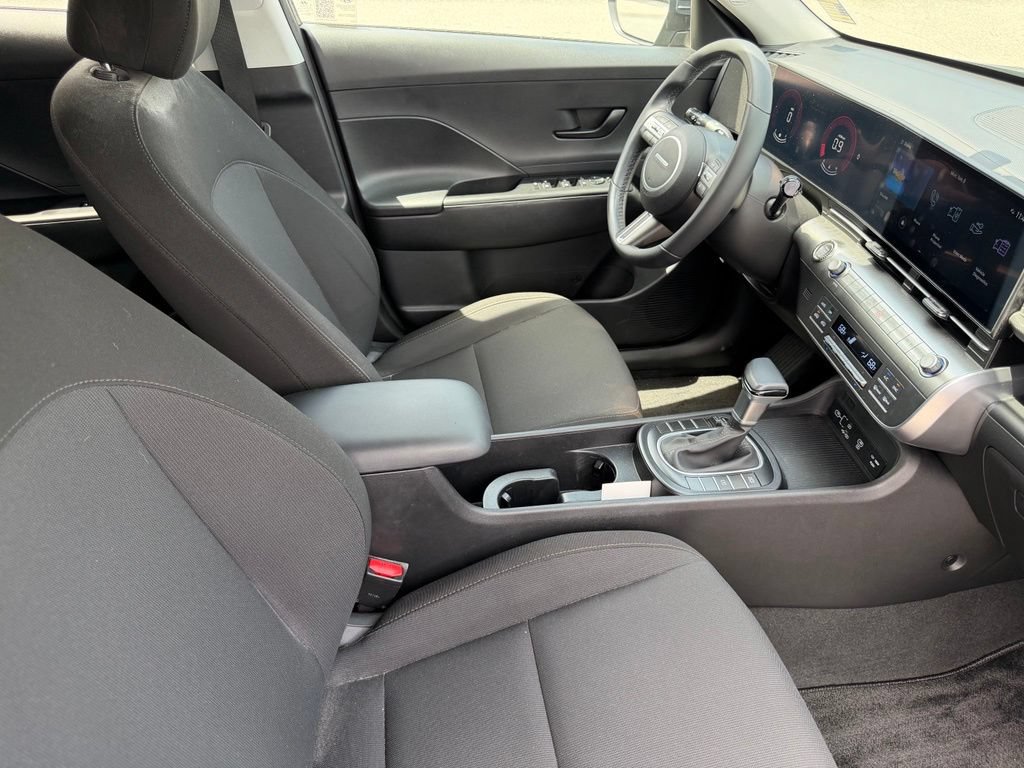 Used 2024 Hyundai Kona SEL FWD image 15