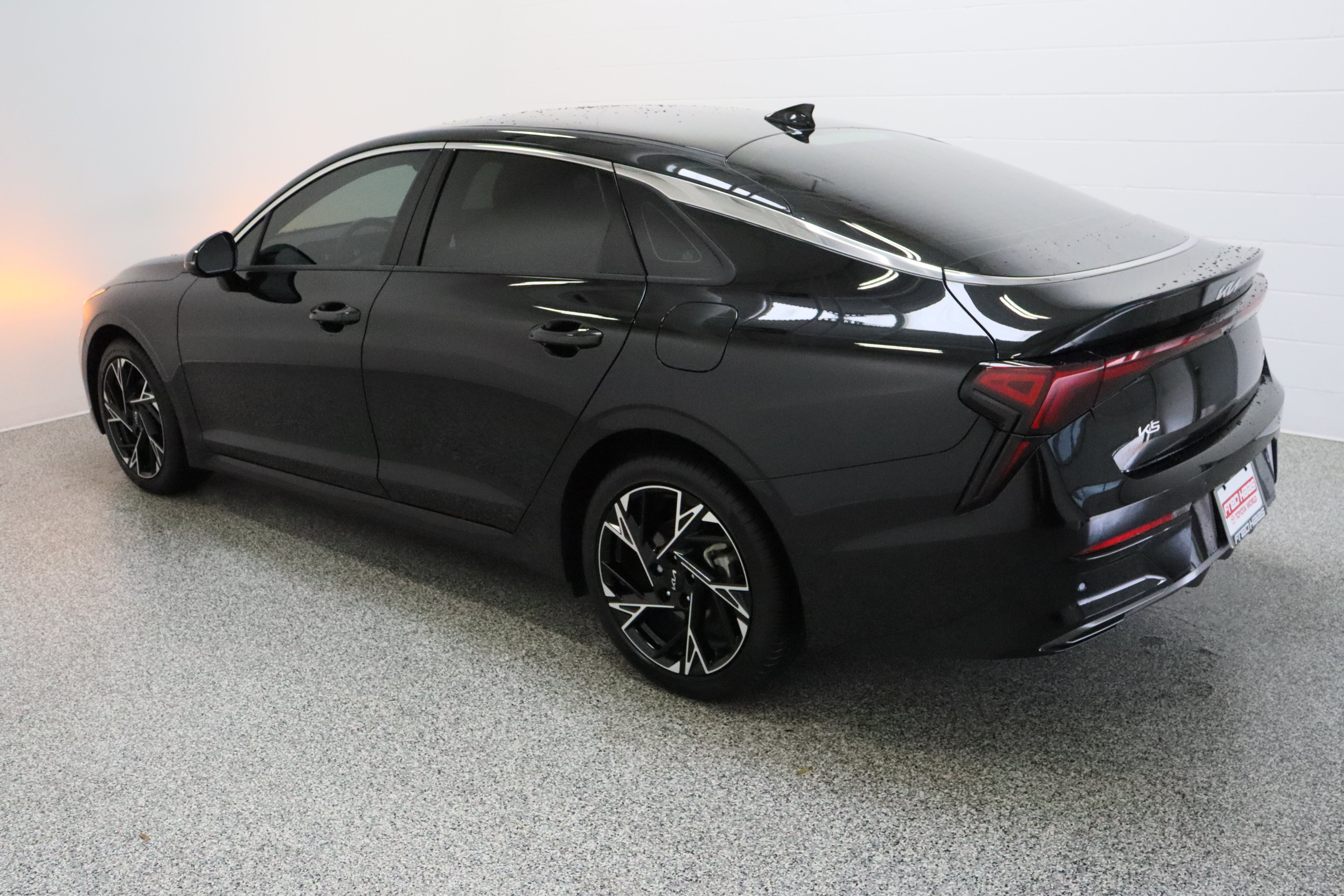 Used 2026 Kia K5 GT-Line w/ GT-Line Red Interior Package FWD image 9