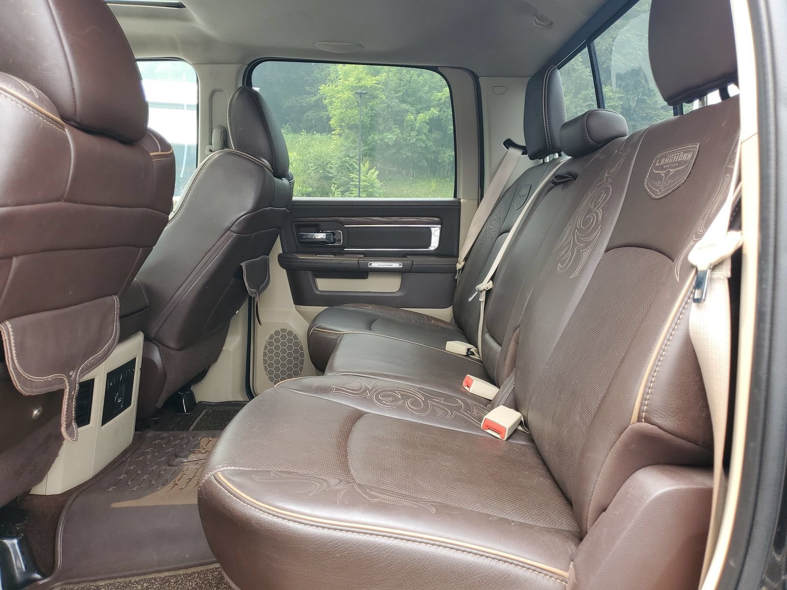 Used 2015 RAM 1500 Laramie Longhorn w/ Convenience Group AWD/4WD image 24